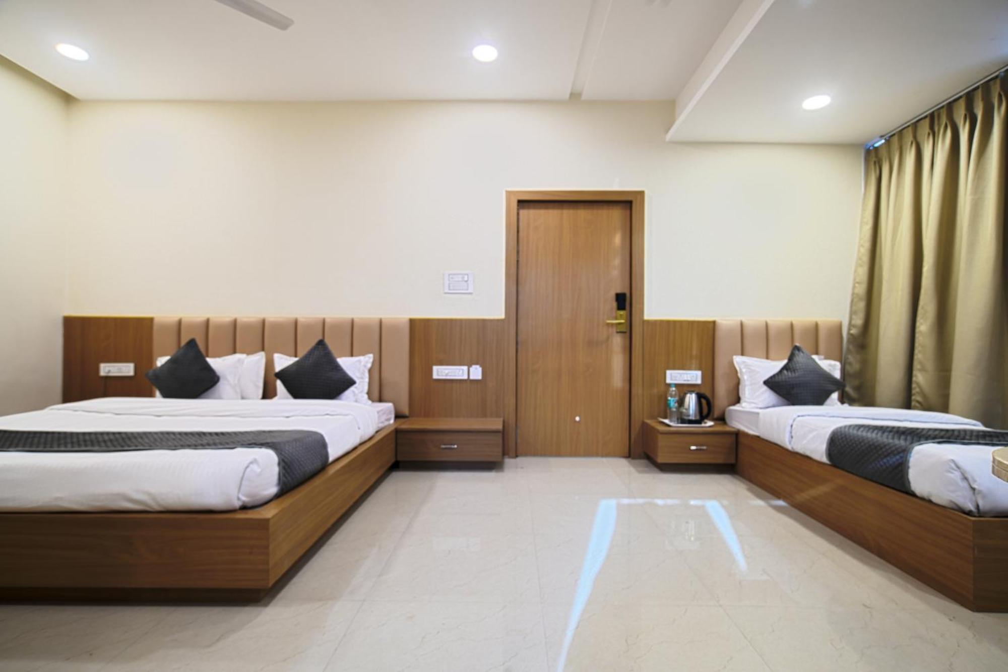 Hotel Shivlok Ujjain Habitación foto